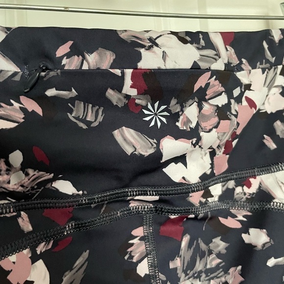 Athleta Challenge Bloom 7/8 Length Blue Floral Size Small - Picture 7 of 12